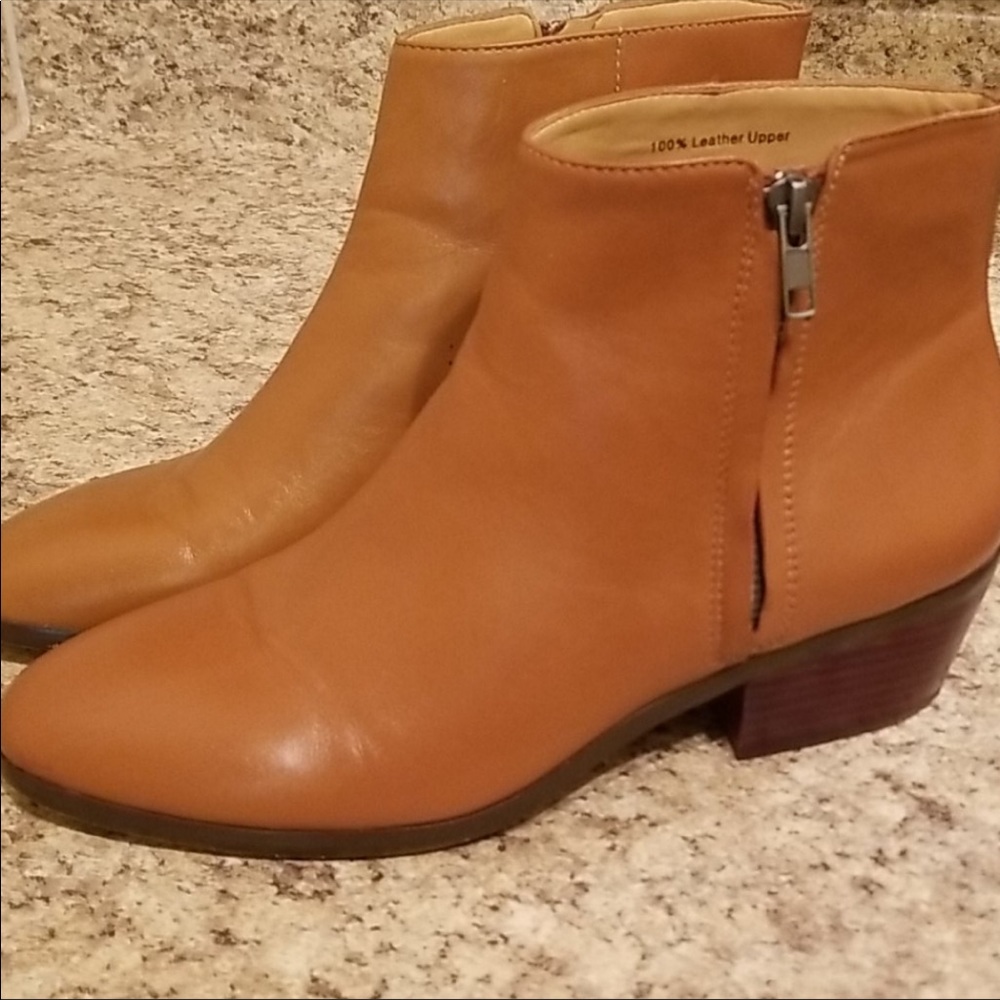 J. CREW LEATHER CARAMEL BOOTS